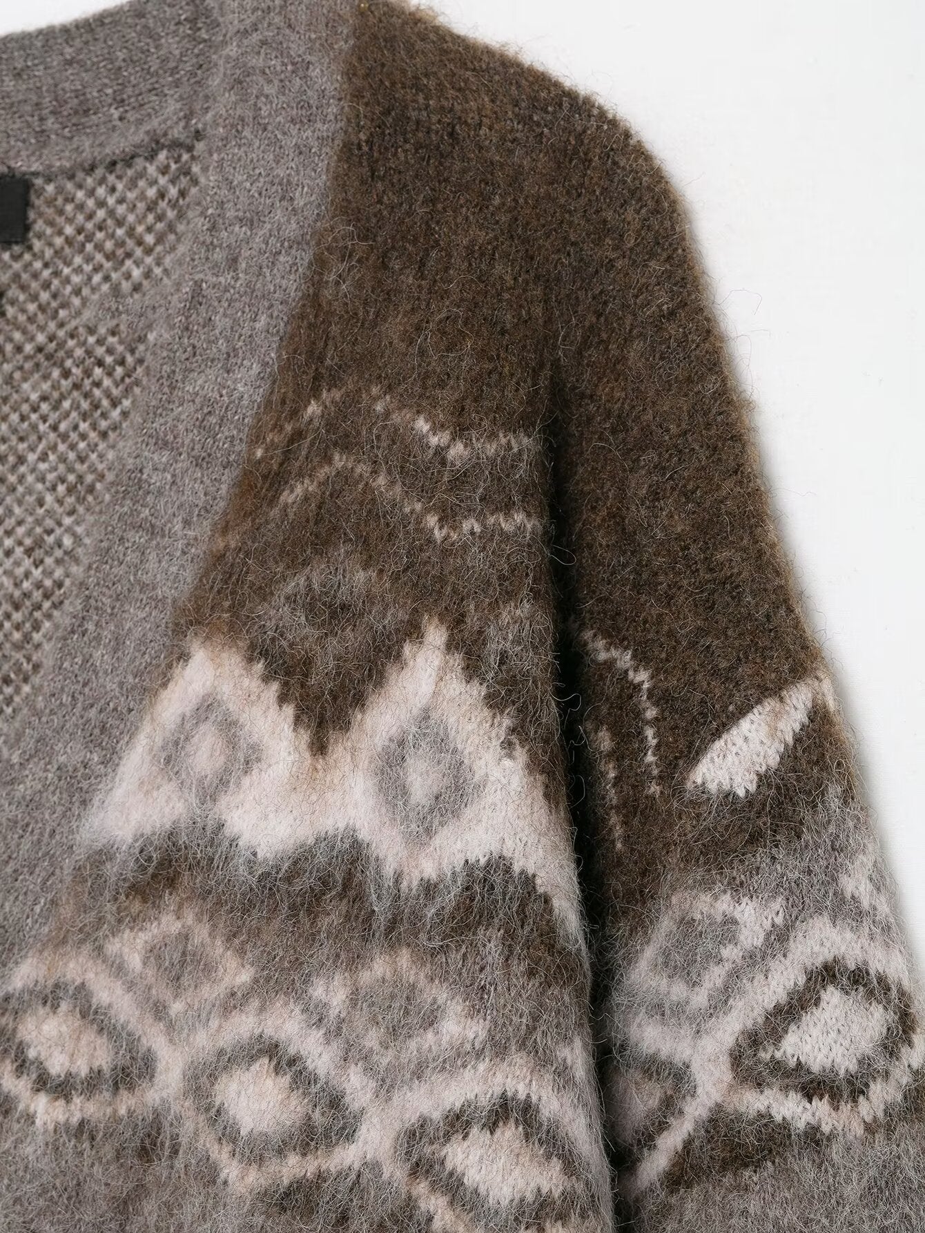 Elegant Jacquard Knitted Coat