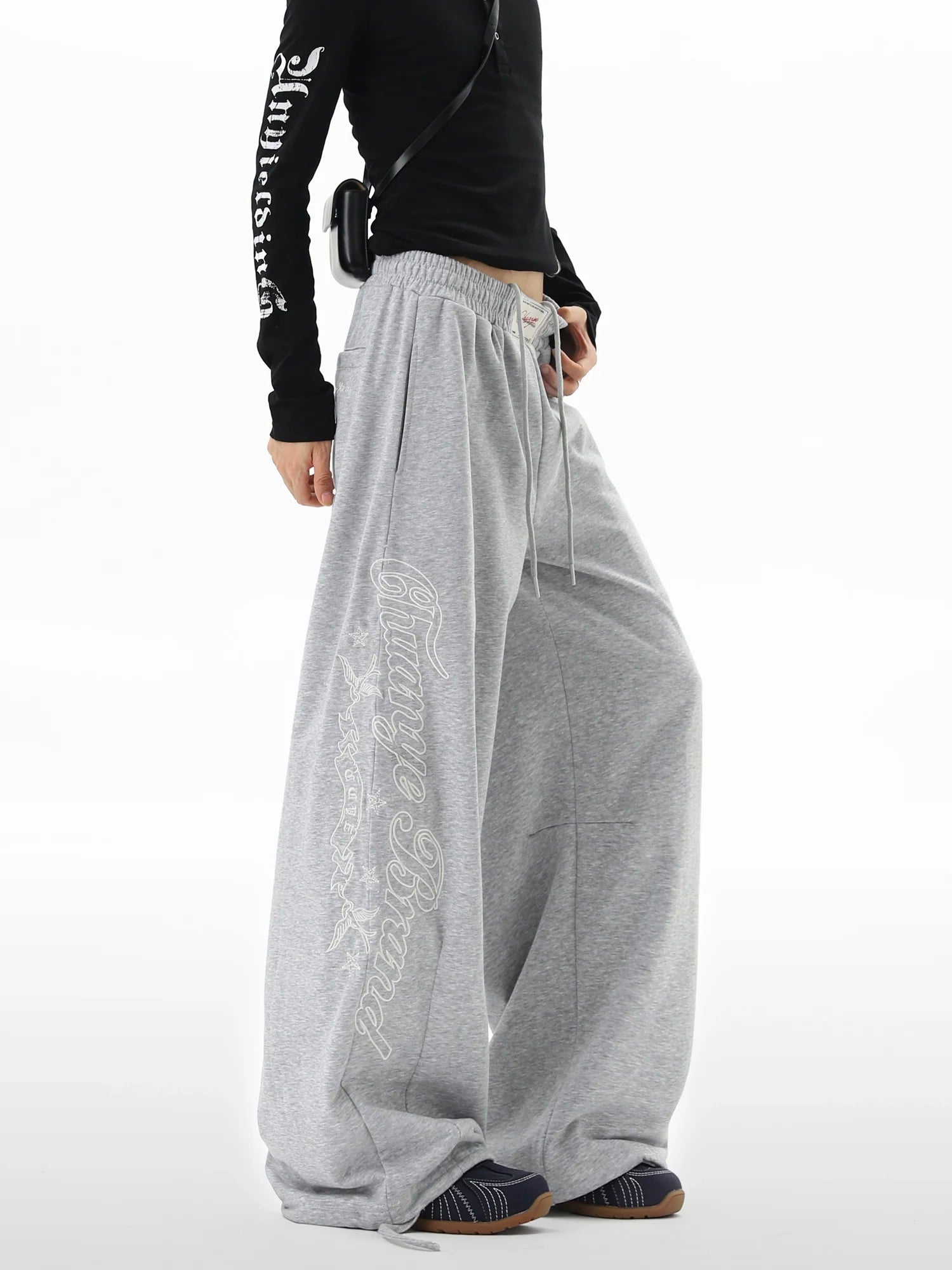 Letter Embroidered Scimitar Sweatpants Elastic Waist Wide-leg Pants